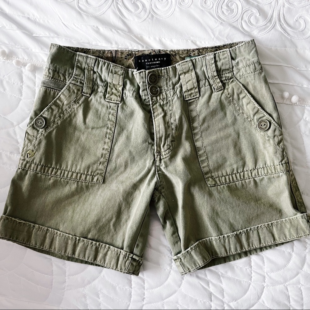 NWOT Sanctuary Peace Shorts with Button Detailing and Roll Cuffs